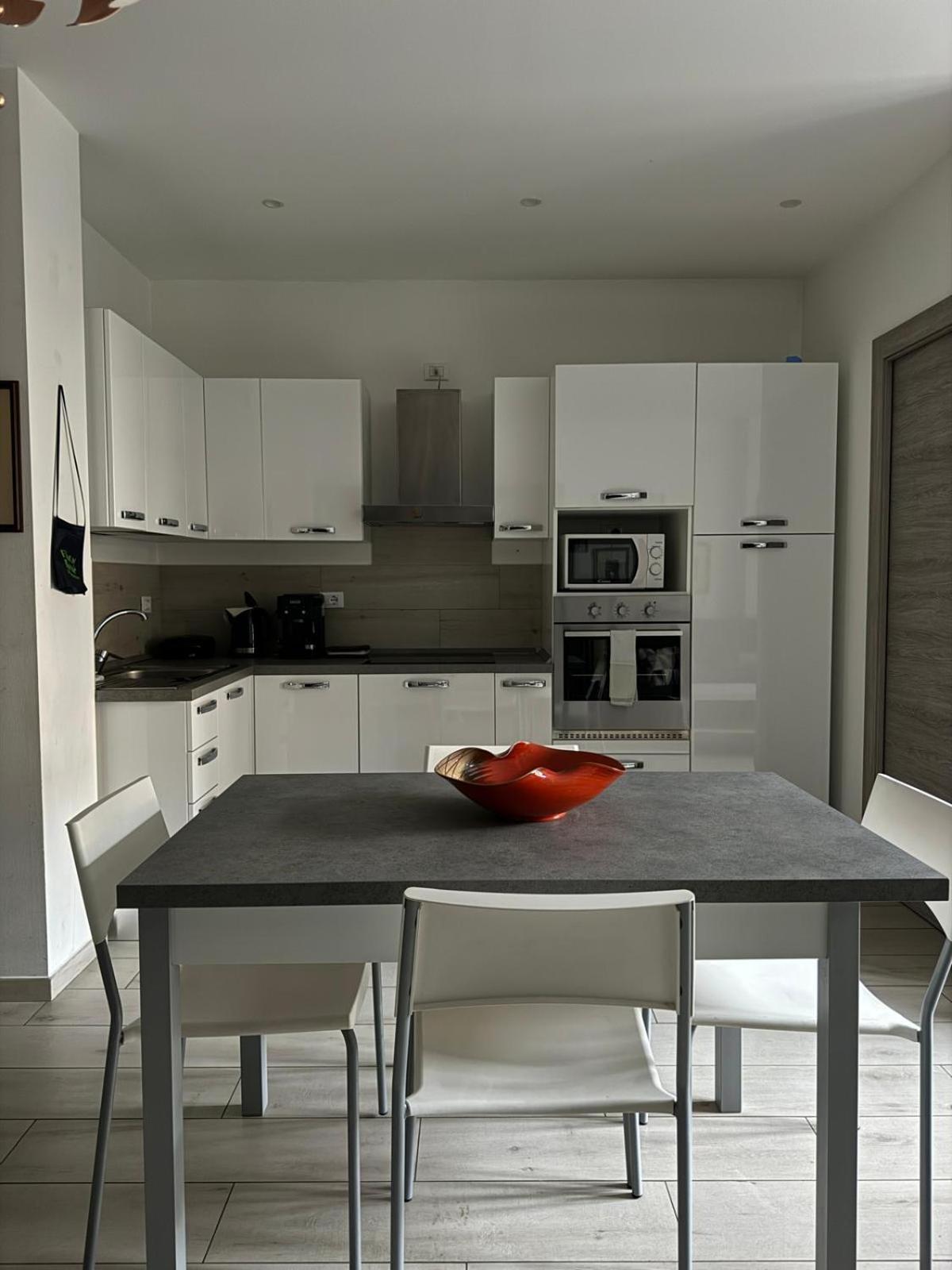 The Lighthouse - Central Apartment 아오스타 외부 사진
